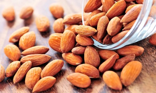 Almond – Dry fruits name in English with benefits